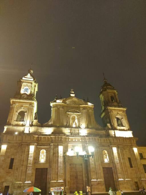 Grandioso Apartaestudio La Candelaria Богота Екстер'єр фото